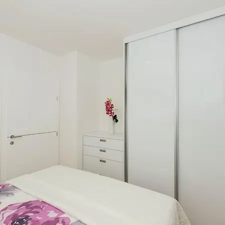 Luxury Penthouse Jure With Seaview *