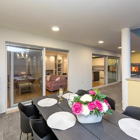 Apartment Luxury Penthouse Jure With Seaview *